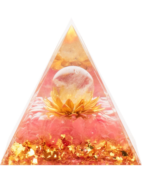 Pyramide Orgonite Cristara - Résine et Cristal de Roche - Lily Parker