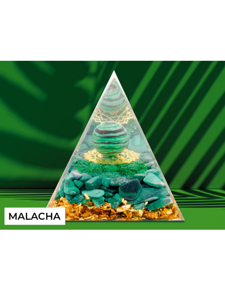 Pyramide Orgonite Malacha - Résine et Malachite - Lily Parker