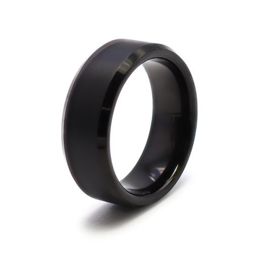 Bague tungstène - pvd noir - finition brossé - bord biseauté - largeur 8mm - Carla Valenti